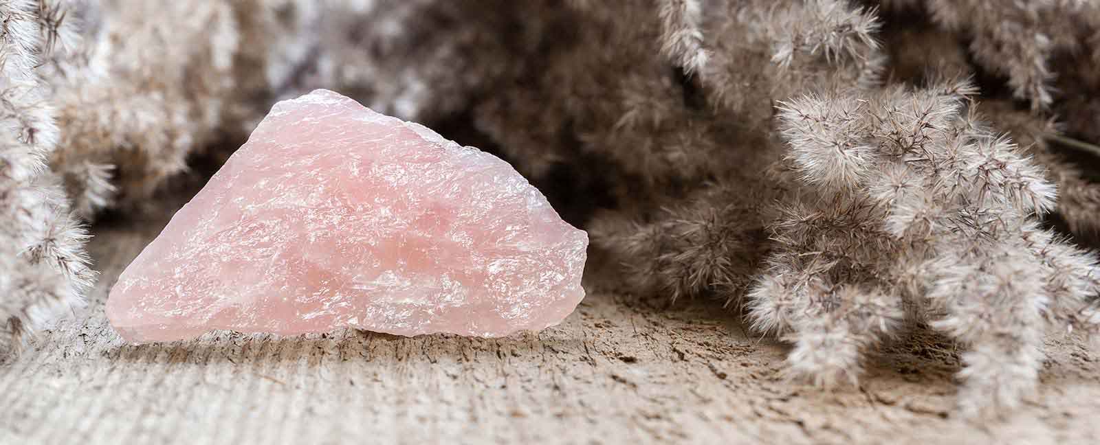 Rose Quartz: Meaning, Healing Properties & How to Use It